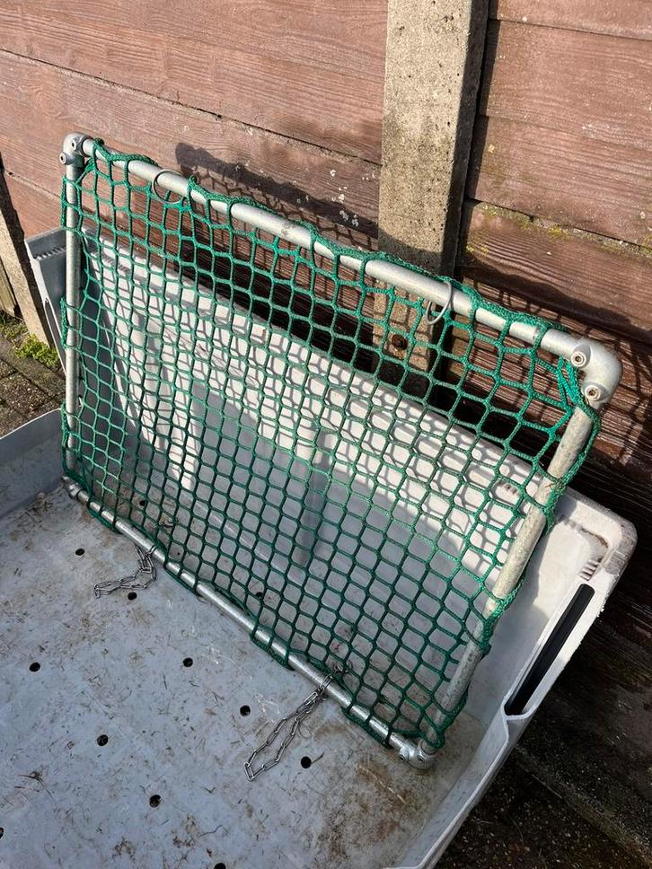 3x Slowfeedernet + frame 40 mm gat met bevestigingsmateriaal, Dieren en Toebehoren, Paarden en Pony's | Overige Paardenspullen