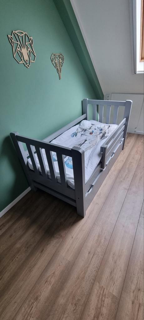 Rockwood Peuterbed/Kinderbed Tim Grey/Grijs, Kinderen en Baby's, Kinderkamer | Bedden, Zo goed als nieuw, 140 tot 160 cm, 70 tot 85 cm