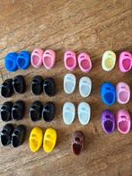 Oude baby barbie schoentjes, Kinderen en Baby's, Speelgoed | Poppen, Ophalen of Verzenden, Zo goed als nieuw, Barbie