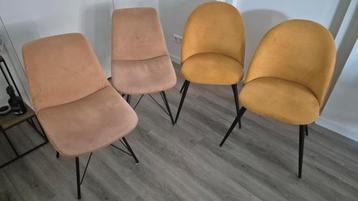 4x Bruine design stoel (2x2) - z.g.a.n. beschikbaar voor biedingen