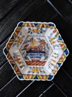 Makkum Tegeltje 733 bordje makkumer aardewerk decoratie, Antiek en Kunst, Antiek | Wandborden en Tegels, Ophalen of Verzenden