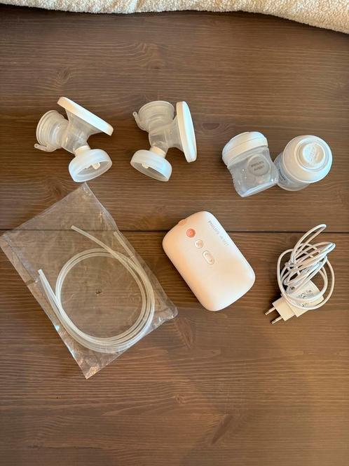 Phillips avent dubbele elektrische borstkolf, Kinderen en Baby's, Babyvoeding en Toebehoren, Zo goed als nieuw, Borstkolf, Ophalen of Verzenden