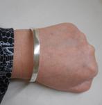 Zilveren massieve Esprit armband met steentjes nr.2073