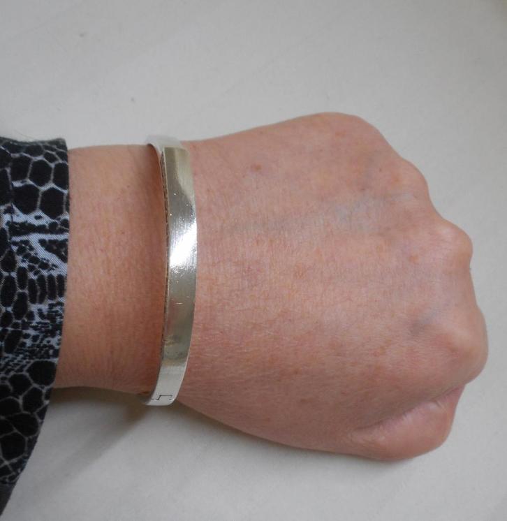 Zilveren massieve Esprit armband met steentjes nr.2073, Sieraden, Tassen en Uiterlijk, Armbanden, Gebruikt, Zilver, Zilver, Verzenden