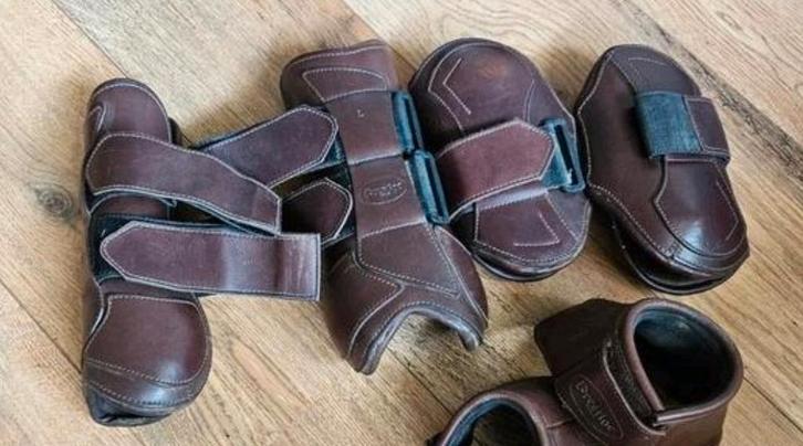 Prestige tabacco leren peesbeschermers set maat L., Dieren en Toebehoren, Paarden en Pony's | Beschermers, Zo goed als nieuw, Ophalen of Verzenden