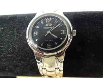 A5882 Time force horloge beschikbaar voor biedingen