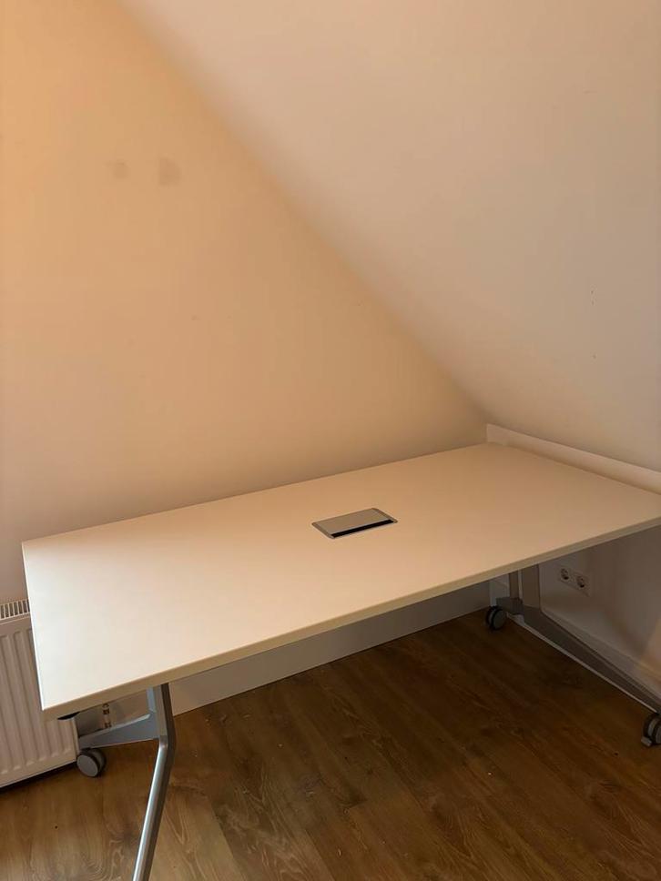Opklapbaar bureau met wieltjes - 80x160cm, Huis en Inrichting, Bureaus, Zo goed als nieuw, Bureau, Met wielen, Ophalen