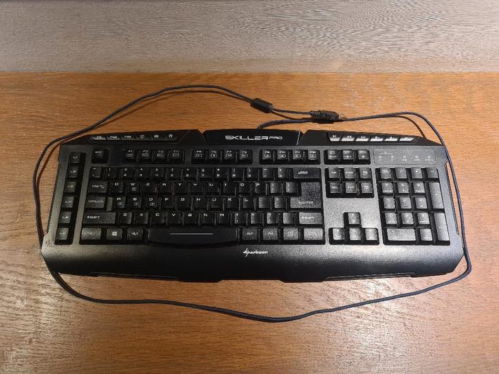 Sharkoon Skiller Pro Keyboard, Computers en Software, Toetsenborden, Gebruikt, Qwerty, Bedraad, Gaming toetsenbord, Multimediatoetsen