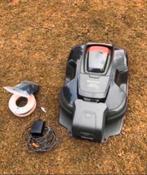 Husqvarna Automower 310 robotmaaier met toebehoren (1000 m2), Tuin en Terras, Bestuurbaar via app, *, Ophalen of Verzenden, Husqvarna