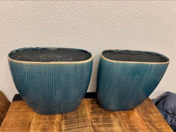 Planten potten voor in huis 31 cm hoog en 31 cm breed beschikbaar voor biedingen