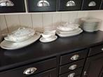 Porcelein servies met bloemetje, Ophalen of Verzenden