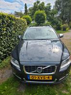 Mooie Volvo V70 D4 summum. Nieuwe distributie riem !, Auto's, Volvo, 2500 cc, Zwart, 2000 kg, 163 pk