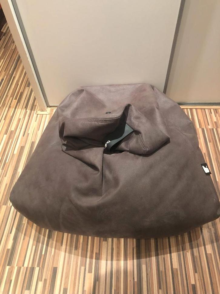 Extreme Lounging B-Bag Mighty-B Indoor zitzak - Slate, Huis en Inrichting, Zitzakken, Zo goed als nieuw, Zitzak, Bruin, Ophalen