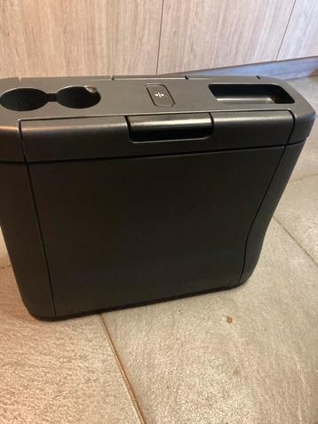Mercedes Benz klaptafel middenconsole V-klasse beschikbaar voor biedingen