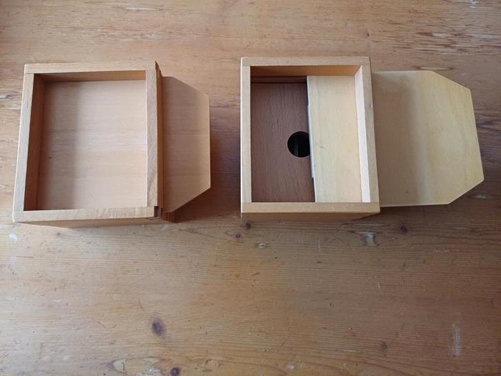 Splitsdoosjes met knikkers, Kinderen en Baby's, Speelgoed | Houten speelgoed, Zo goed als nieuw, Ophalen of Verzenden