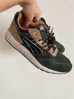 Groen bruine sneakers - Asics - maat 39, Ophalen of Verzenden, Asics, Groen, Sneakers of Gympen