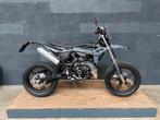 Beta RR 50 Motard X Special 2025 Grijs, Nieuw 50cc AM6 Nardo, Ophalen, 6 versnellingen, Maximaal 45 km/u, Nieuw