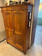 Antieke kledingkast of drank en glazen kast. - 180x125x45cm, Ophalen