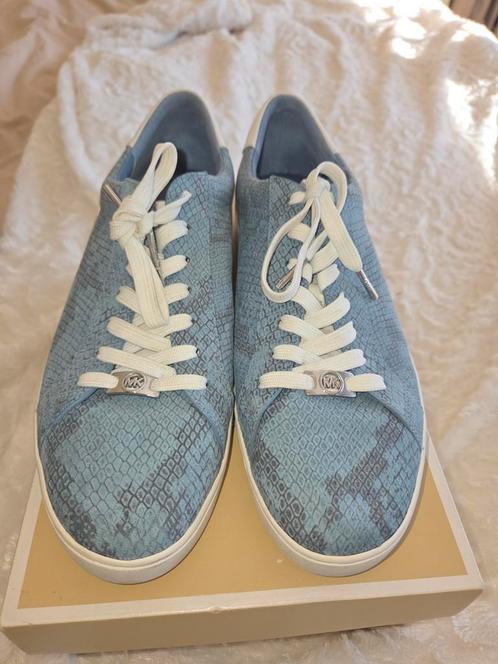 ZGAN MICHAEL KORS SNEAKERS...maat 11=42.5....BLAUW!, Kleding | Dames, Schoenen, Zo goed als nieuw, Sneakers of Gympen, Blauw, Ophalen of Verzenden