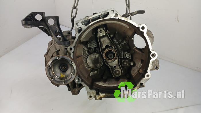 Versnellingsbak van een Volkswagen Caddy, Auto-onderdelen, Transmissie en Toebehoren, Volkswagen, Gebruikt, 3 maanden garantie