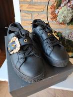 Prachtige aparte sneakers v.Versace jeans couture 39, Ophalen of Verzenden, Zo goed als nieuw, Zwart, Sneakers of Gympen