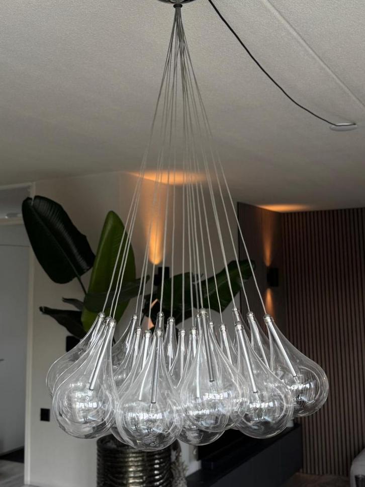 Moderne Hanglamp met Glazen Elementen, Huis en Inrichting, Lampen | Kroonluchters, Zo goed als nieuw, Glas, Ophalen of Verzenden