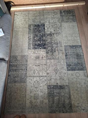 Lichtgrijs vloerkleed 160x210 - Ophalen beschikbaar voor biedingen