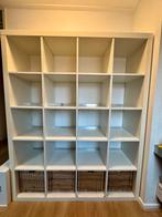 IKEA KALLAX white with basket, Huis en Inrichting, Kasten | Boekenkasten, Ophalen, Met plank(en), Gebruikt, Kunststof