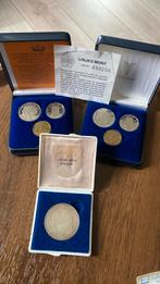 Zilveren Tientje 1973 en 2 setjes ‘s Rijks munt troonafstand, Postzegels en Munten, Munten en Bankbiljetten | Verzamelingen, Ophalen