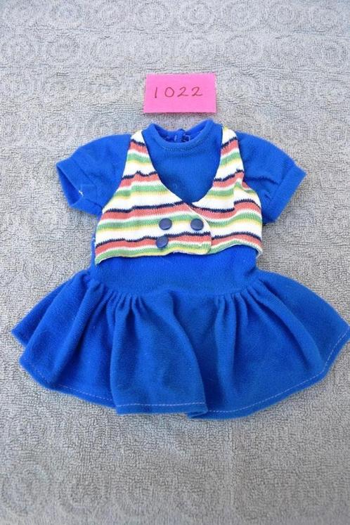 Mooi origineel famosa jurkje uit de jaren 1970 NR 1024, Verzamelen, Poppen, Zo goed als nieuw, Kleertjes, Verzenden