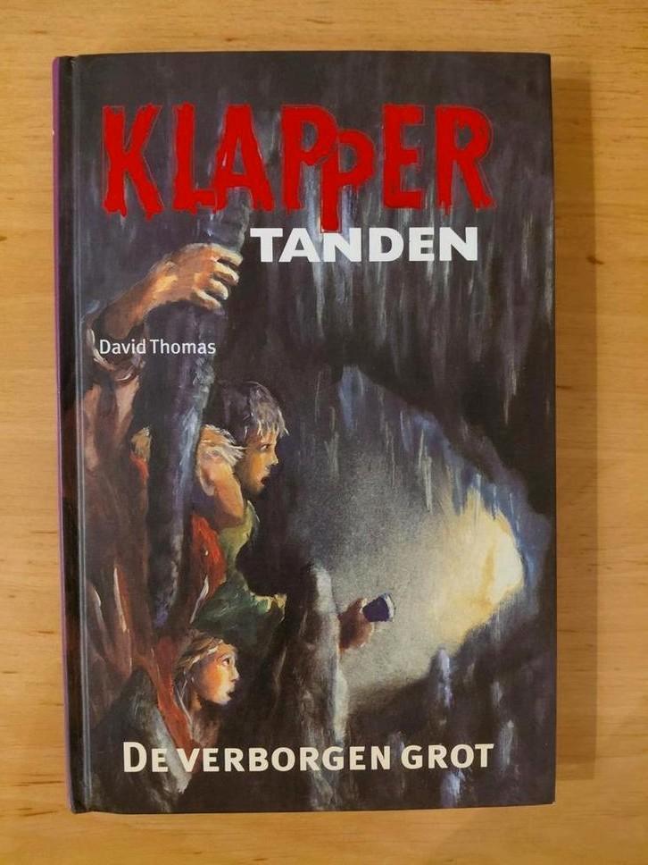 Klappertanden - David Thomas, Boeken, Detectives, Zo goed als nieuw, Ophalen of Verzenden