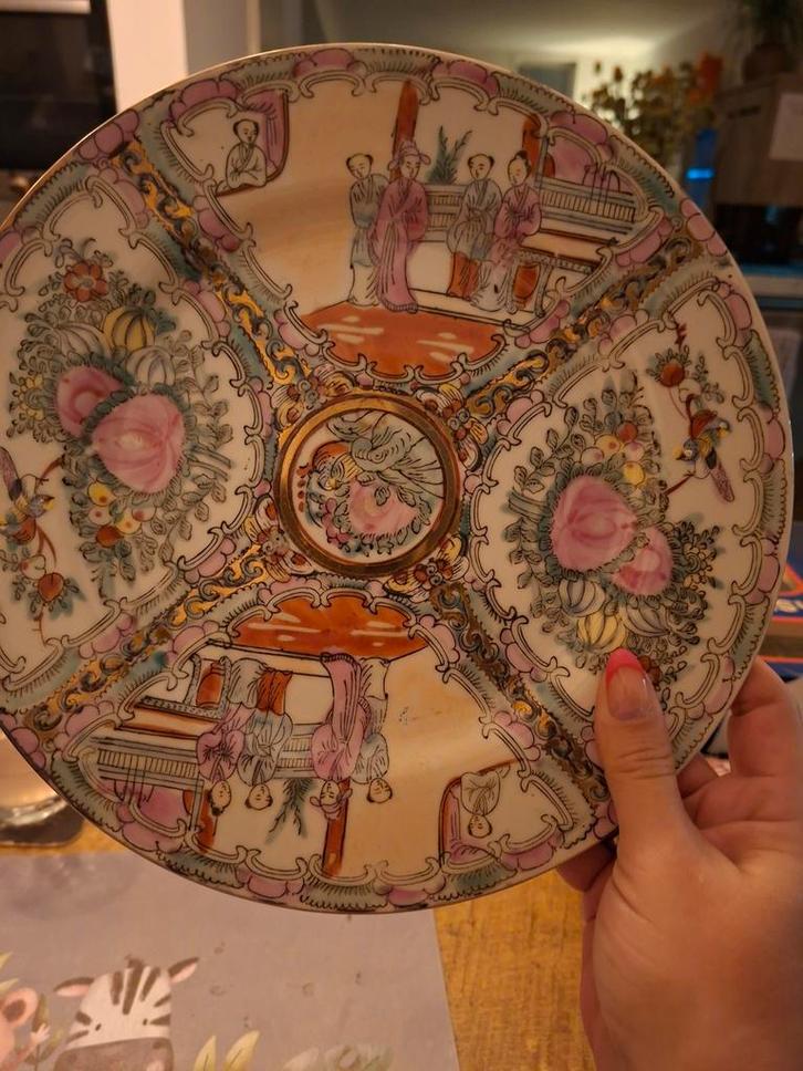 Antiek Chinees Bord, Antiek en Kunst, Antiek | Schalen, Ophalen of Verzenden