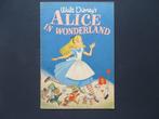 Walt Disneys Alice in wonderland 1953, Boeken, Stripboeken, Eén stripboek, Ophalen of Verzenden, Gelezen