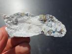 Magnesiet met Chalcopyriet, Ophalen of Verzenden, Mineraal
