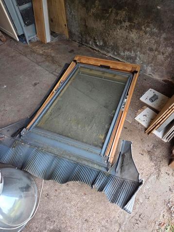 Velux dakraam ggl m06 beschikbaar voor biedingen