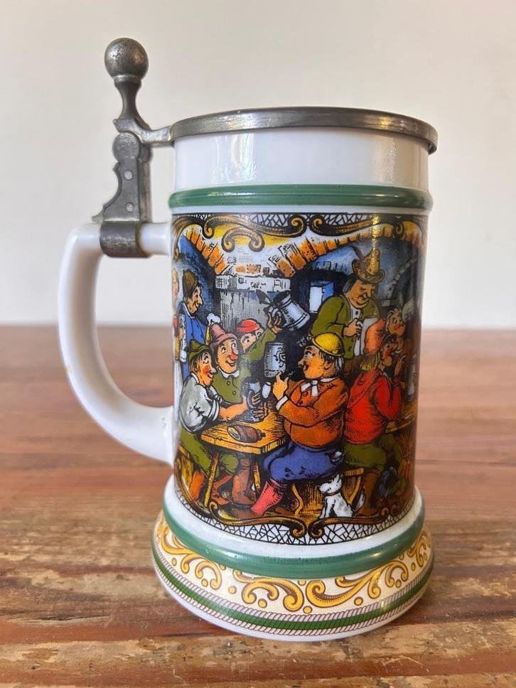 Bierpul - porselein met een tinnen deksel, Antiek en Kunst, Antiek | Porselein, Ophalen of Verzenden
