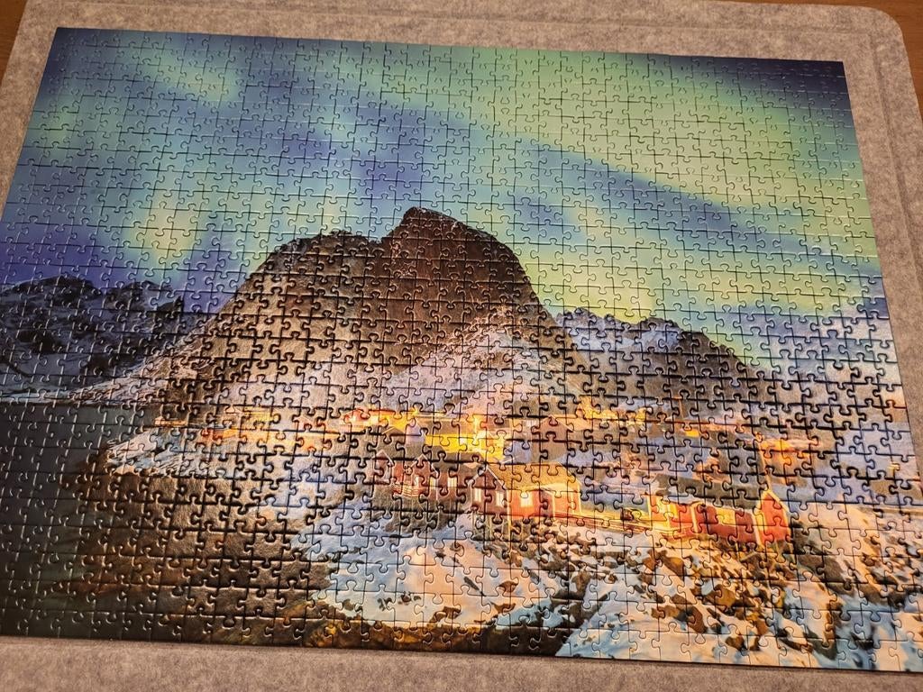 Puzzel 1000 stukjes noorderlicht, Hobby en Vrije tijd, Denksport en Puzzels, Ophalen of Verzenden, 500 t/m 1500 stukjes, Zo goed als nieuw