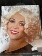 Pruik Blond met Roze Krullen - Carnaval, Maat 38/40 (M), Carnaval, Nieuw, Ophalen of Verzenden