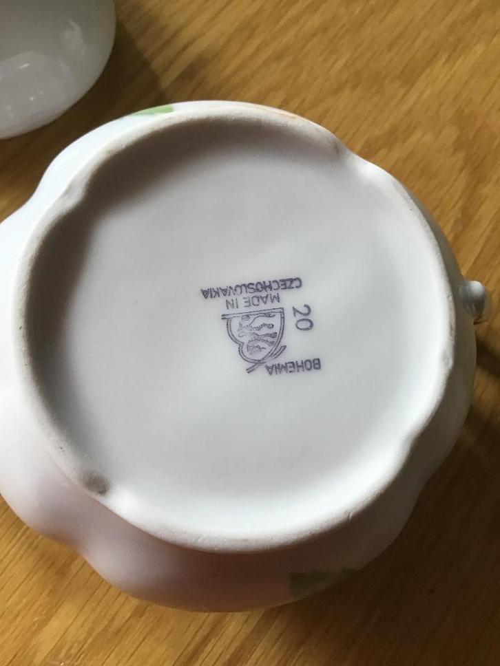 Rozen thee servies, Huis en Inrichting, Keuken | Servies, Zo goed als nieuw, Kop(pen) en/of Schotel(s), Overige stijlen, Porselein