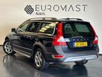 Volvo XC70 2.4D Momentum Airco - Leder -, Auto's, Volvo, Voorwielaandrijving, Gebruikt, 179 €/maand, XC70