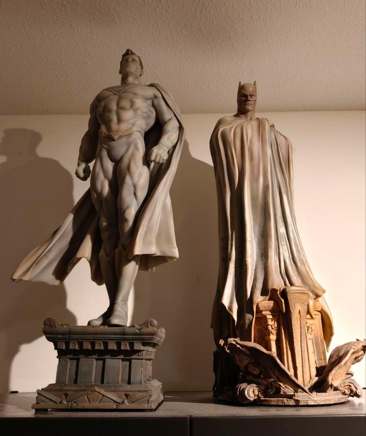 Batman & Superman Museum Statues (Queen Studios), Verzamelen, Beelden en Beeldjes, Zo goed als nieuw, Ophalen