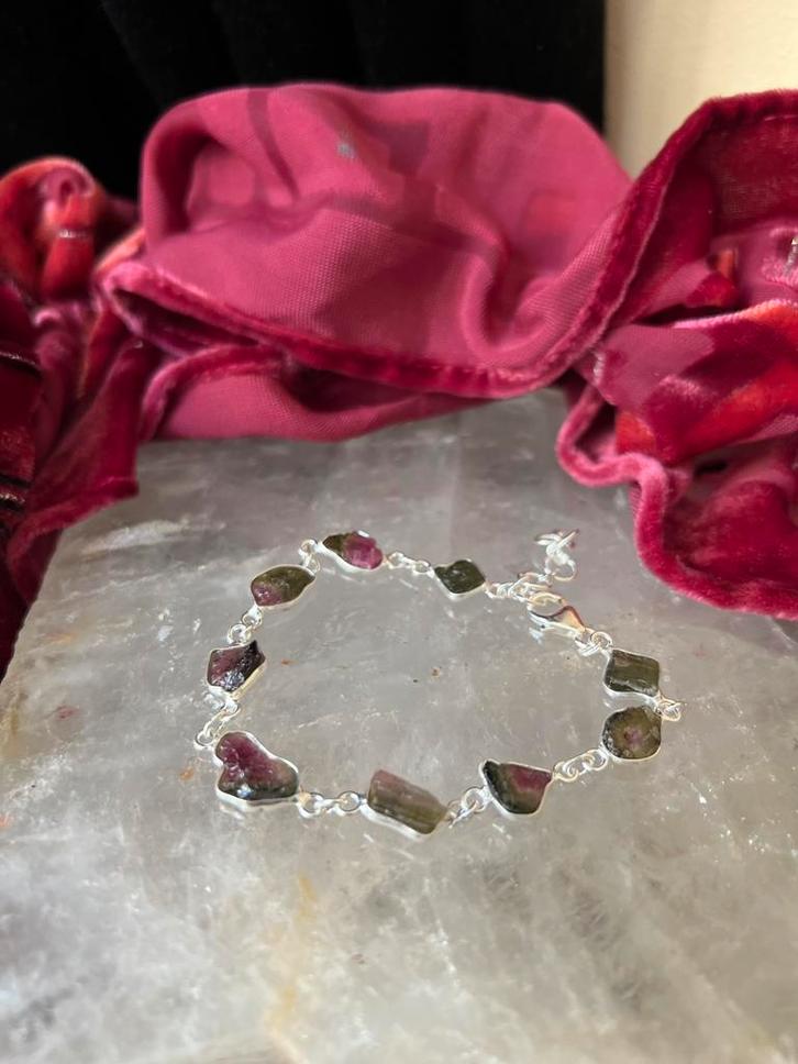 Toermalijn watermeloen beschermt aura straling healing uniek, Sieraden, Tassen en Uiterlijk, Armbanden, Zo goed als nieuw, Ophalen of Verzenden