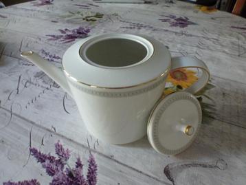 Theepot Hutschen Reuther beschikbaar voor biedingen