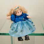 pop muziekdoos blauw, Verzamelen, Poppen, Ophalen of Verzenden, Nieuw, Pop