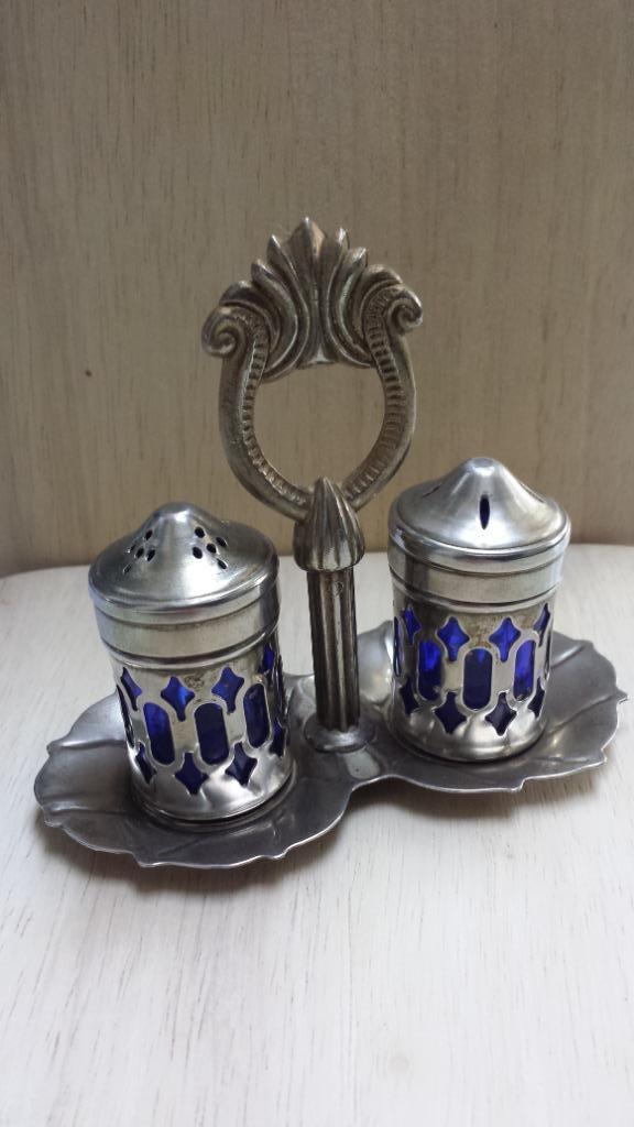 Zout- en Peperstrooier op Traytje ~ Blauw Glas ~ Vintage SET, Antiek en Kunst, Antiek | Glas en Kristal, Ophalen of Verzenden