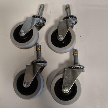 Rubber zwenkwielen doorsnee 6 cm per set van 4 wielen beschikbaar voor biedingen