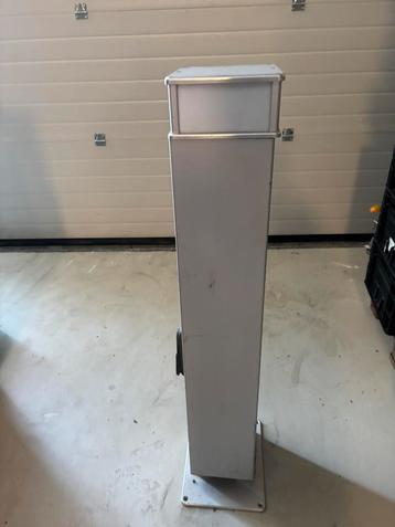 Aluminium Stroom- en Watervoorzieningszuil | Camping | Haven beschikbaar voor biedingen