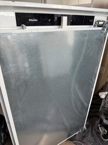 Miele Inbouw Tafelkoelkast - Perfect voor kleine ruimtes! beschikbaar voor biedingen