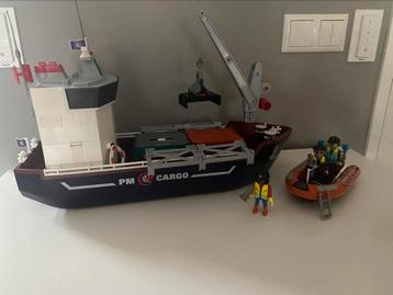 Playmobil 70769 Groot containerschip met douaneboot