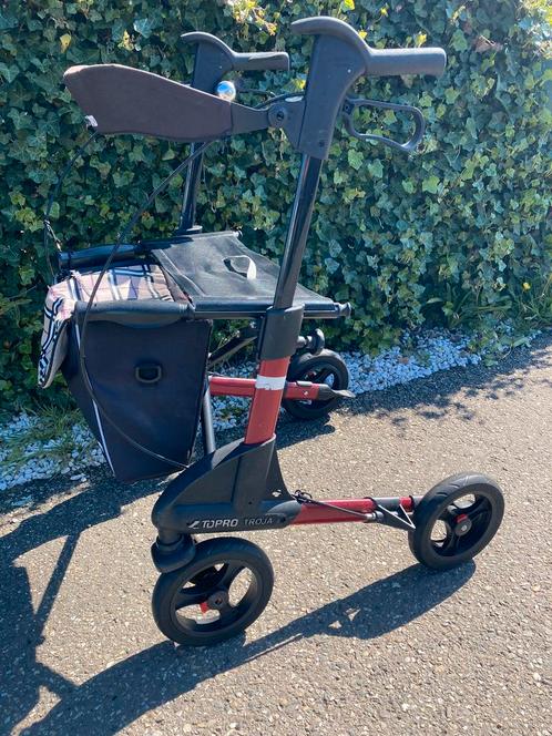 Gebruikte nette topro troja rollator rood, Diversen, Rollators, Ophalen